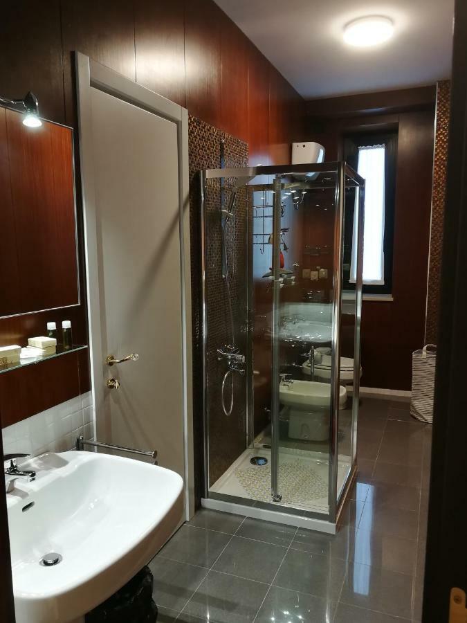 Bed and Breakfast A Casa Di Sara Ermy Бари Экстерьер фото